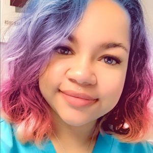 Meet your Posher, Crystal